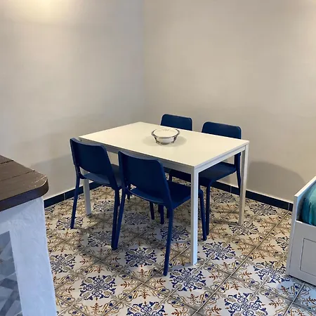 Sunsetonblu - A Dream By The Sea 2 Apartment *